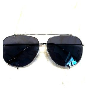 Brand new pair of UV sunglasses